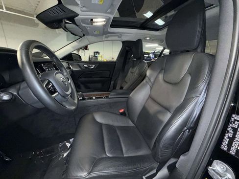 Used 2023 Volvo S60 B5 Plus w/ Climate Package FWD image 2