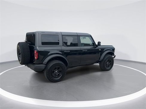 Used 2024 Ford Bronco Wildtrak image 7