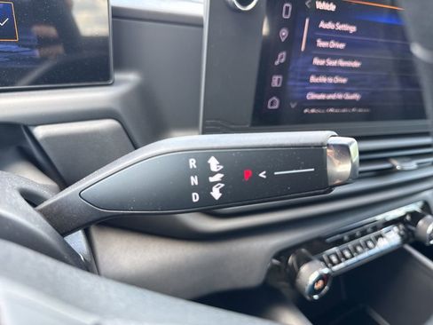 Used 2024 Chevrolet Silverado EV W/T image 17