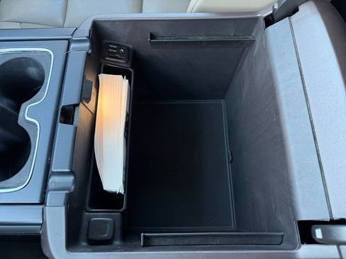 Used 2015 Chevrolet Silverado 2500 LTZ w/ LTZ Plus Package image 25