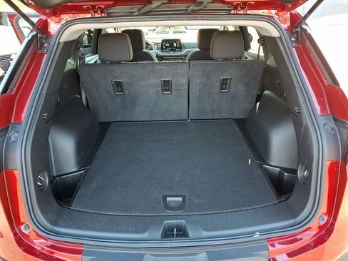 Used 2023 Chevrolet Blazer LT image 28