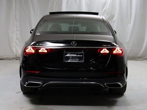 New 2026 Mercedes-Benz E 350 4MATIC Sedan image 9
