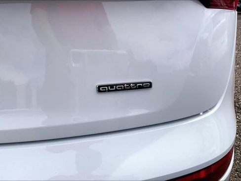 Used 2023 Audi Q5 2.0T Premium Plus w/ Premium Plus Package AWD/4WD image 31