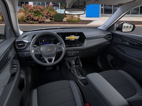 New 2026 Chevrolet TrailBlazer LT w/ Convenience Package AWD/4WD image 15