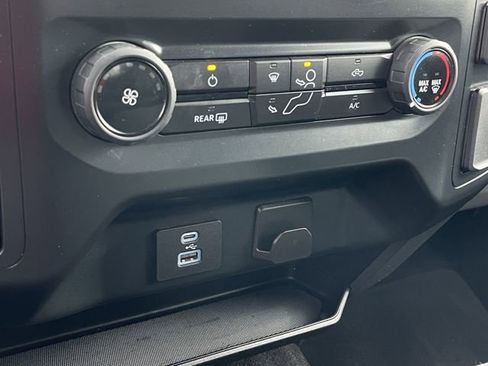 Used 2022 Ford F150 XLT image 19