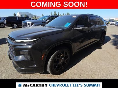 Used 2024 Chevrolet Traverse RS