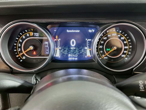 Used 2021 Jeep Wrangler Unlimited Sport AWD/4WD image 19