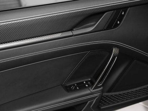 Used 2026 Porsche 911 GT3 image 43