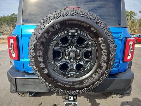 Used 2023 Ford Bronco Wildtrak image 14