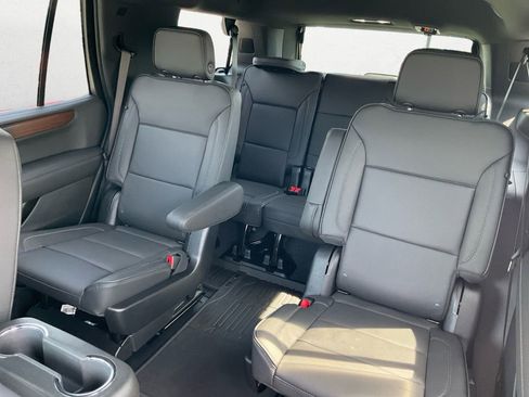 New 2026 GMC Yukon Denali w/ LPO, Floor Liner Package image 9