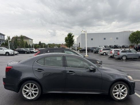 Used 2011 Lexus IS 250 AWD w/ Premium Pkg Value Edition image 3