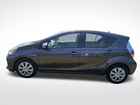 Used 2013 Toyota Prius C Two image 5