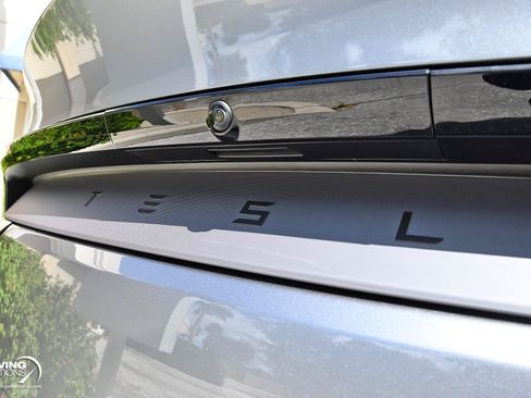 Used 2026 Tesla Model Y AWD image 18