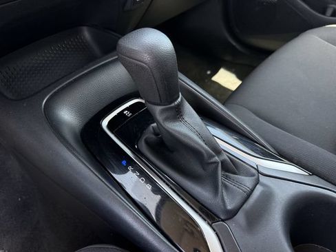 Used 2024 Toyota Corolla LE FWD image 20