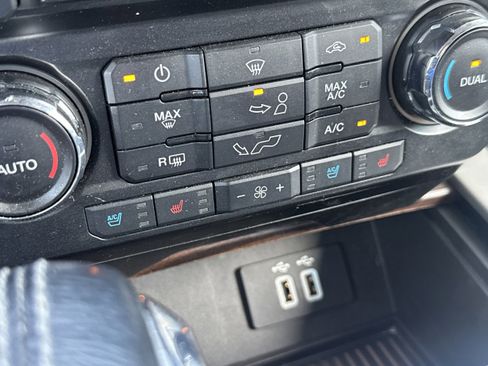 Used 2016 Ford F150 Lariat AWD/4WD image 21