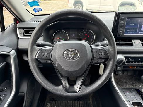 Used 2019 Toyota RAV4 LE w/ All Weather Liner Package AWD/4WD image 8