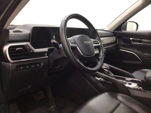 Used 2024 Kia Telluride EX AWD/4WD image 9