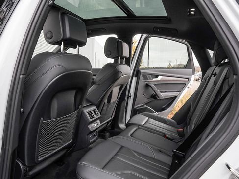 Certified 2025 Audi Q5 2.0T Premium Plus w/ Premium Plus Package image 21