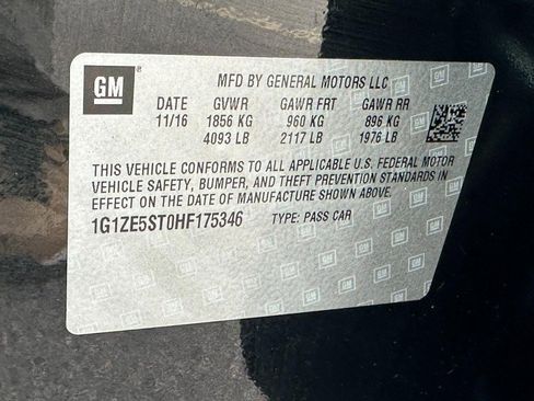 Used 2017 Chevrolet Malibu LT w/ Driver Confidence Package image 22