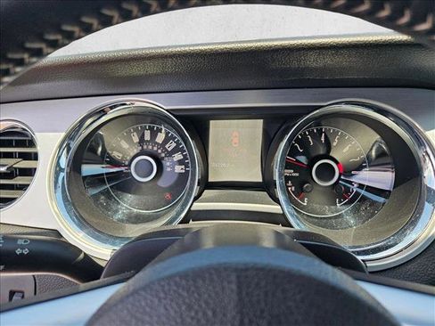 Used 2014 Ford Mustang GT Premium w/ Electronics Package RWD image 11