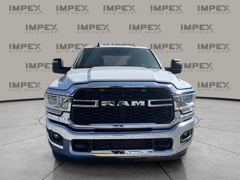 Used 2023 RAM 2500 Tradesman w/ Chrome Appearance Group image 8