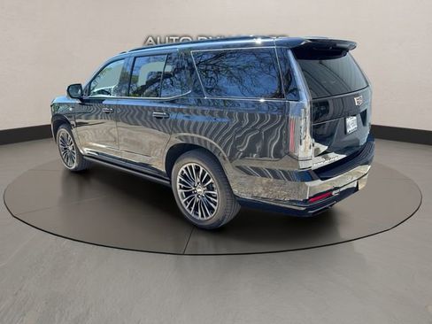 Used 2026 Cadillac Escalade Platinum Sport AWD/4WD image 5