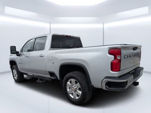 Used 2022 Chevrolet Silverado 2500 LTZ AWD/4WD image 5