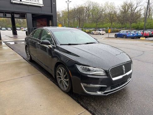 Used 2020 Lincoln MKZ Reserve w/ Luxury Package AWD/4WD image 3