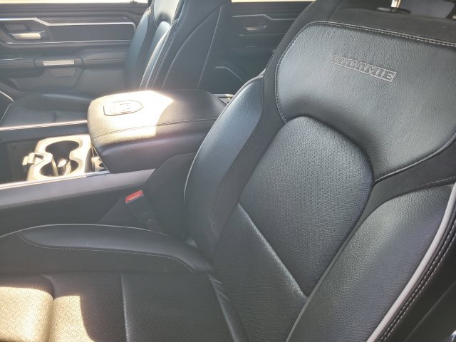 Used 2023 RAM 1500 Laramie AWD/4WD image 11