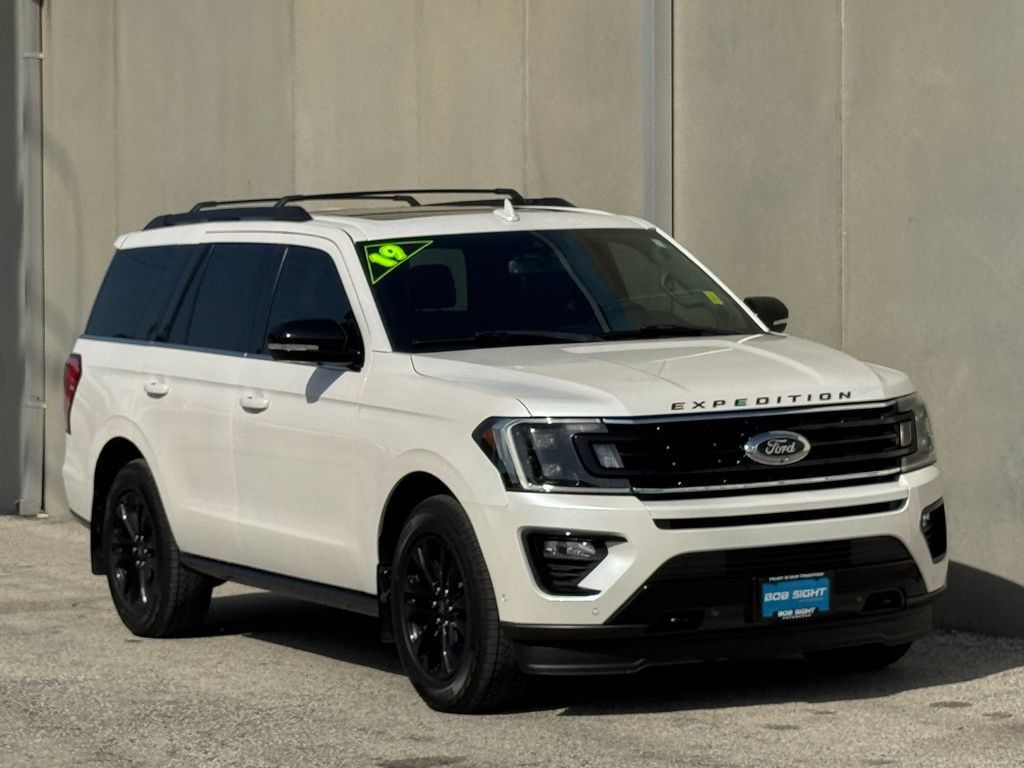 Used 2019 Ford Expedition Limited w/ Equipment Group 303A AWD/4WD image 2