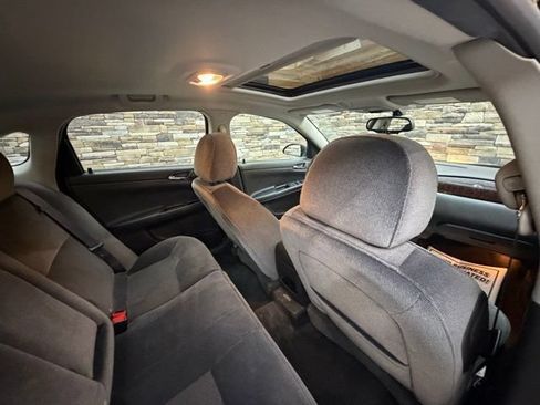 Used 2014 Chevrolet Impala LT w/ LT Sunroof Package FWD image 28