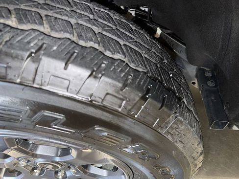 Used 2024 Ford Bronco Big Bend image 11