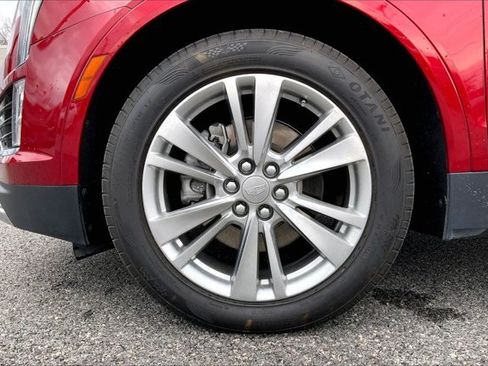 Used 2024 Cadillac XT5 Premium Luxury AWD/4WD image 8