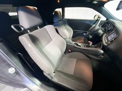 Used 2022 Dodge Challenger R/T RWD image 30