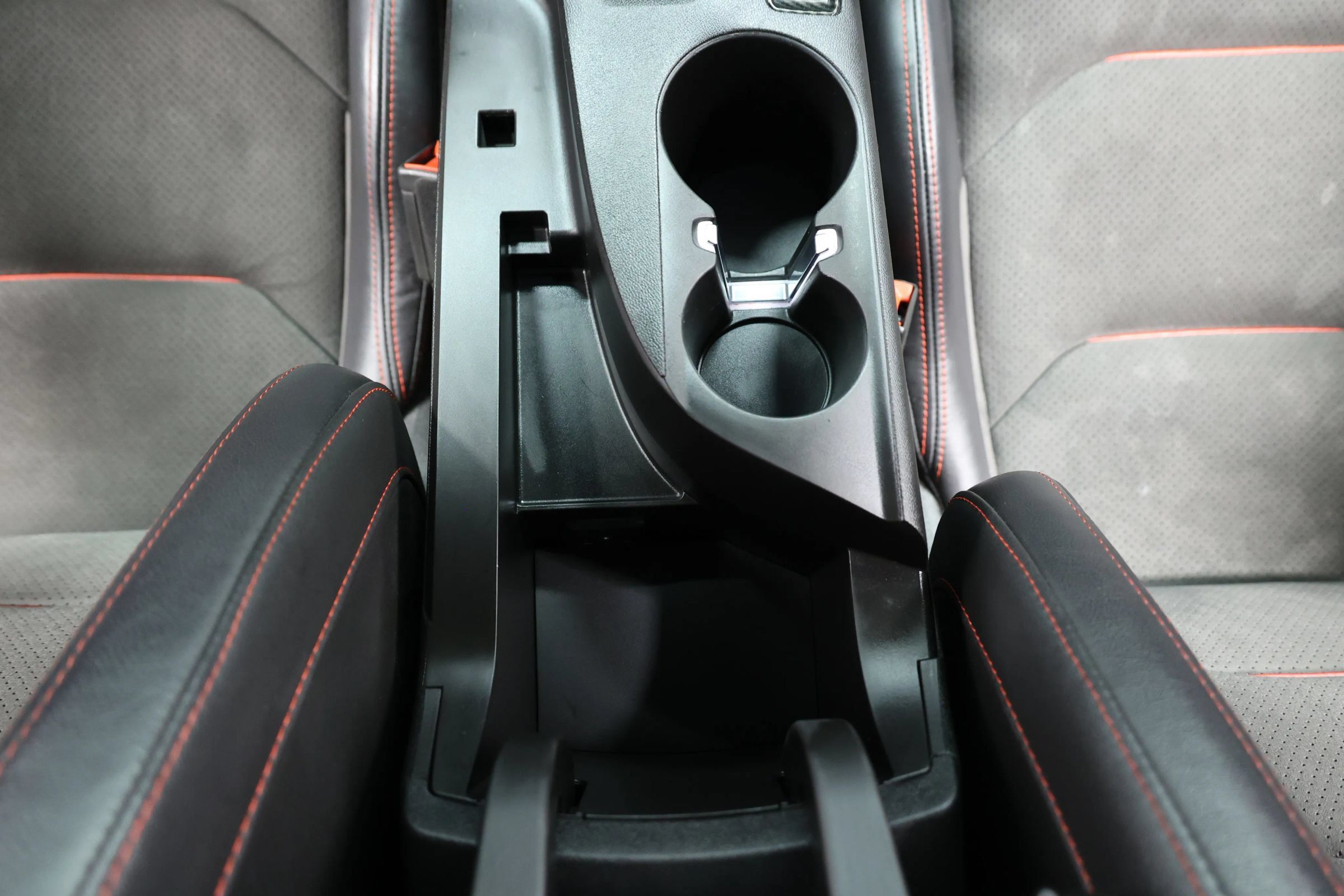 Used 2018 Chevrolet Camaro ZL1 RWD image 51