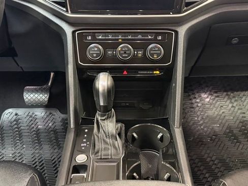 Used 2022 Volkswagen Atlas SE FWD image 14