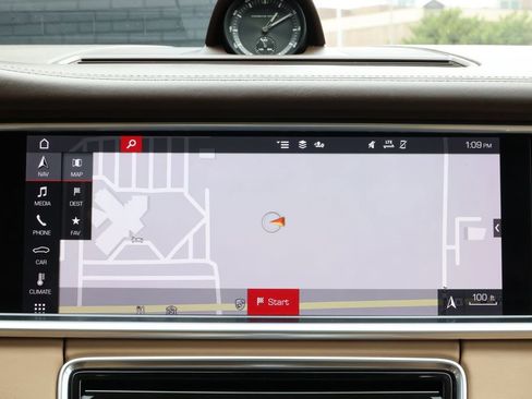 Certified 2021 Porsche Panamera 4S AWD/4WD image 30