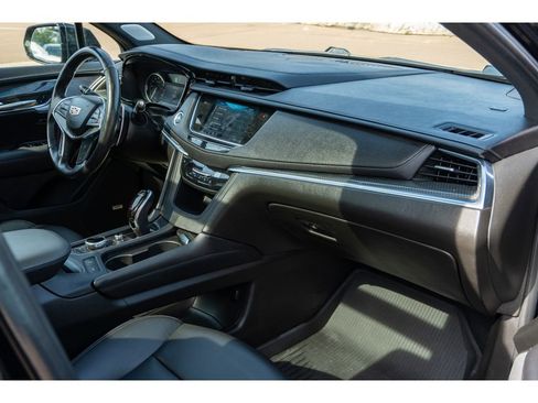 Used 2021 Cadillac XT5 Sportv w/ LPO, Floor Liner Package image 17