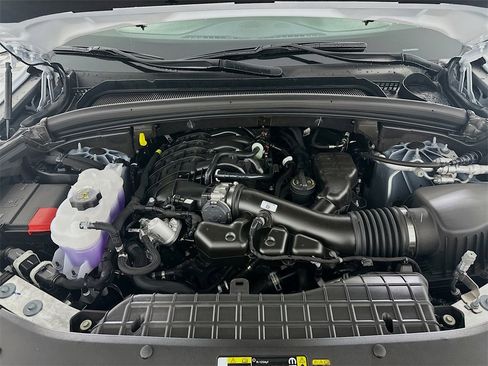 New 2025 Jeep Grand Cherokee L Laredo image 17