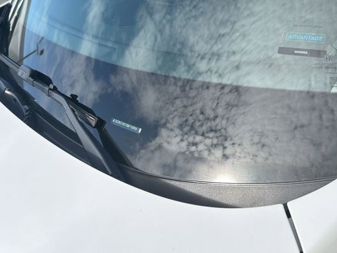 Used 2025 Honda HR-V LX image 36