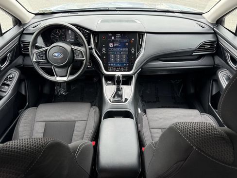 Used 2024 Subaru Outback Premium AWD/4WD image 30