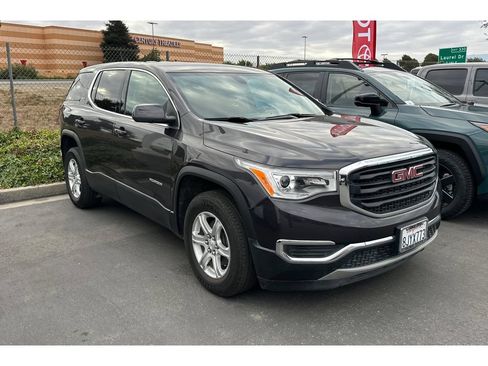 Used 2019 GMC Acadia SLE FWD image 2