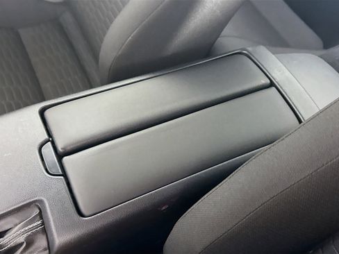 Used 2022 Toyota GR86 image 18