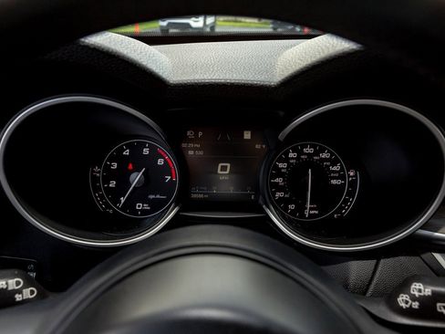 Used 2021 Alfa Romeo Stelvio Ti w/ Nero Edizione image 22