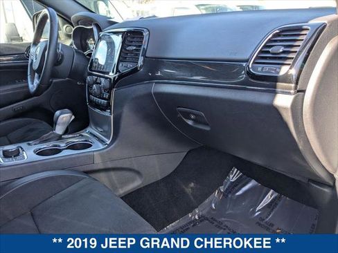 Used 2019 Jeep Grand Cherokee Trailhawk image 21
