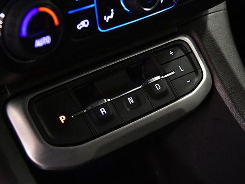 Used 2021 GMC Acadia SLE w/ Driver Convenience Package AWD/4WD image 23