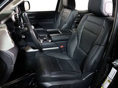 Used 2023 Toyota Tundra Limited AWD/4WD image 4