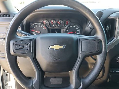 Used 2023 Chevrolet Silverado 1500 Custom image 21