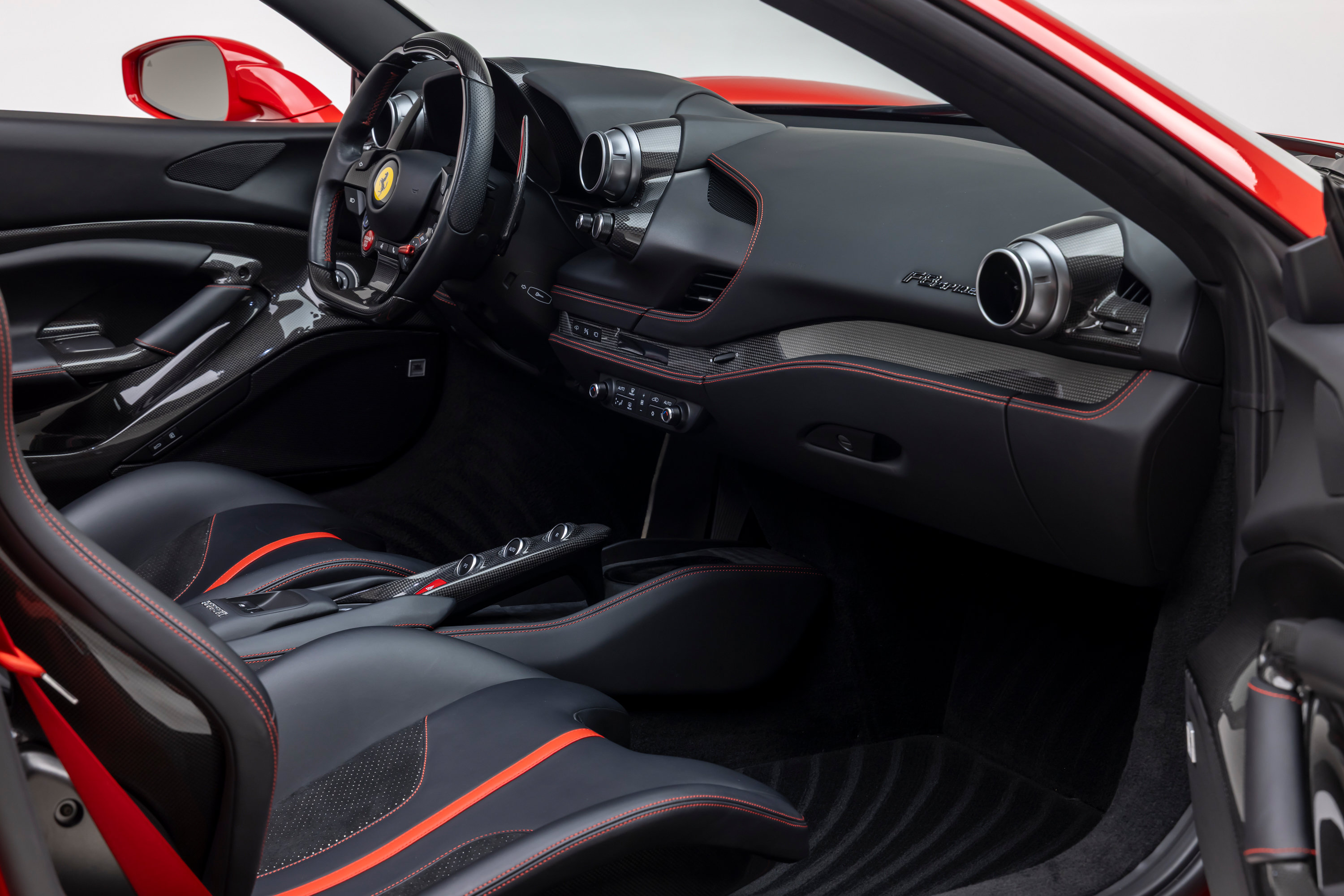 Certified 2022 Ferrari F8 Tributo RWD image 45
