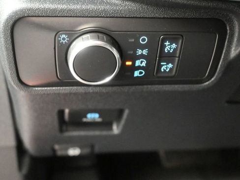 Used 2021 Ford Bronco Base image 9